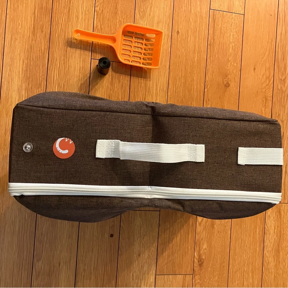 BROWN Portable Travel Litter Box for Cats with Pooper Scooper, Liners. NEW